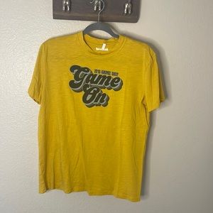 Gold game day oversized graphic tee